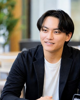 代表 山田健太郎